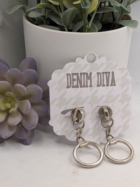 denimdivab Jewelry - Poppy Zipper Pull Silver Link Drop Earrings
